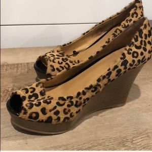 EXPRESS CHEETAH WEDGE